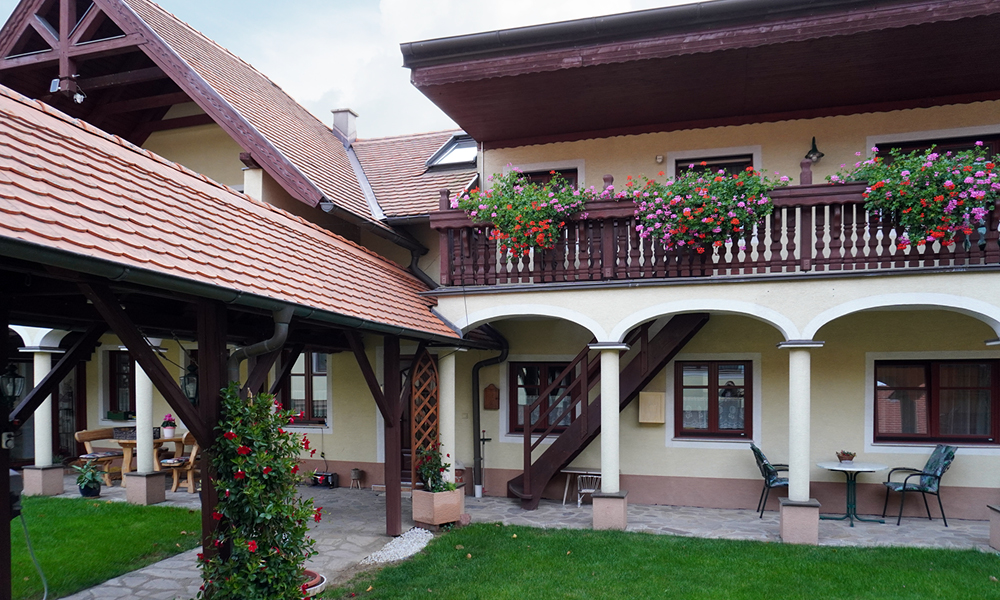 Arkadenhof_Schneider_Eichenbrunn_Bild_37